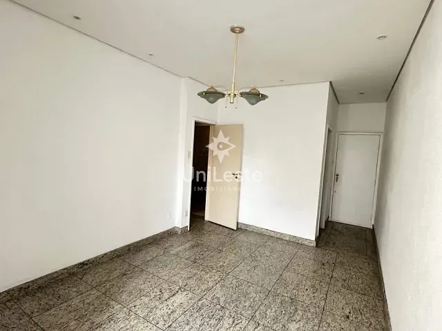 Apartamento 3 quartos e 2 banheiros, à venda, no bairro Barro Preto em Belo Horizonte
