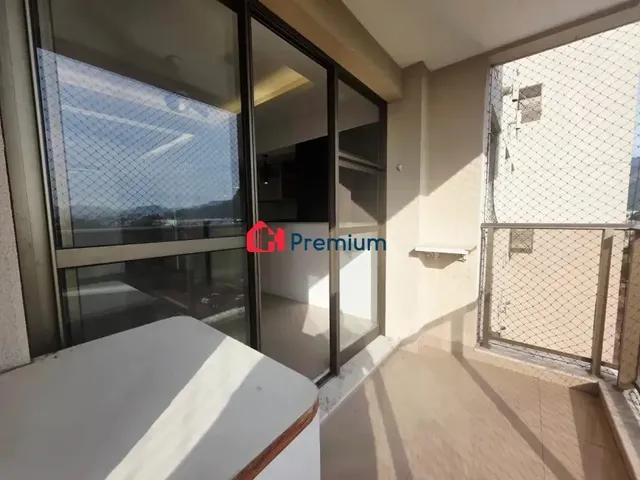 Apartamento 2 quartos e 2 banheiros, à venda, no bairro Jacarepaguá em Rio de Janeiro