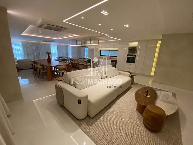 Apartamento com 385m² 4 quartos e 6 banheiros, à venda, no bairro Praia do Canto em Vitória