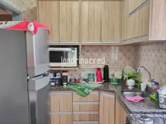 Apartamento 2 quartos e 1 banheiro, à venda, no bairro Leonor em Londrina