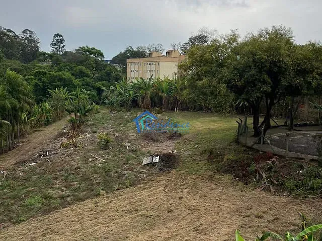 Apartamento 2 quartos e 1 banheiro, à venda, no bairro Jardim Jequitibá em Indaiatuba
