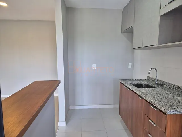 Apartamento 3 quartos e 2 banheiros, à venda, no bairro Vila Anastácio em São Paulo