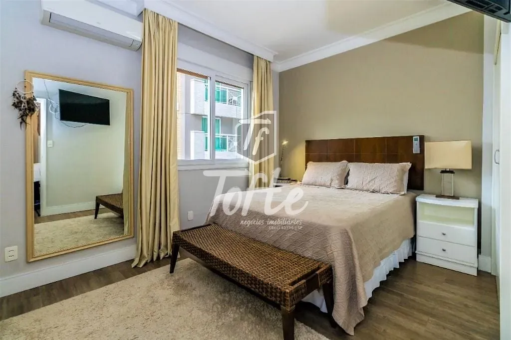 Apartamento, 3 quartos, 220 m² - Foto 10