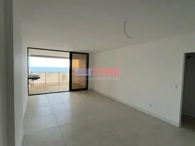 Apartamento 3 quartos e 4 banheiros, à venda, no bairro Nossa Senhora da Vitória em Ilhéus
