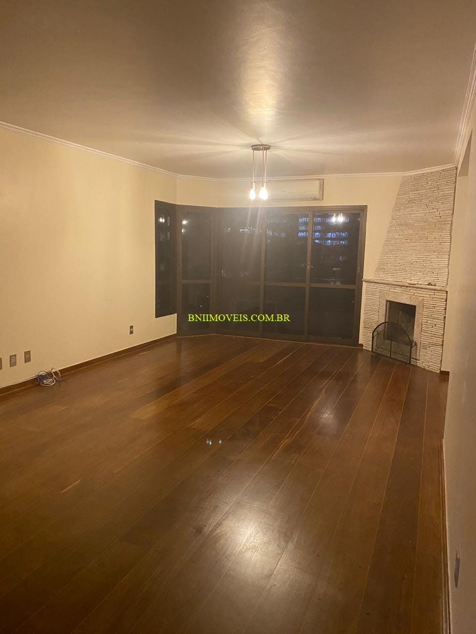 Apartamento, 3 quartos, 200 m² - Foto 1