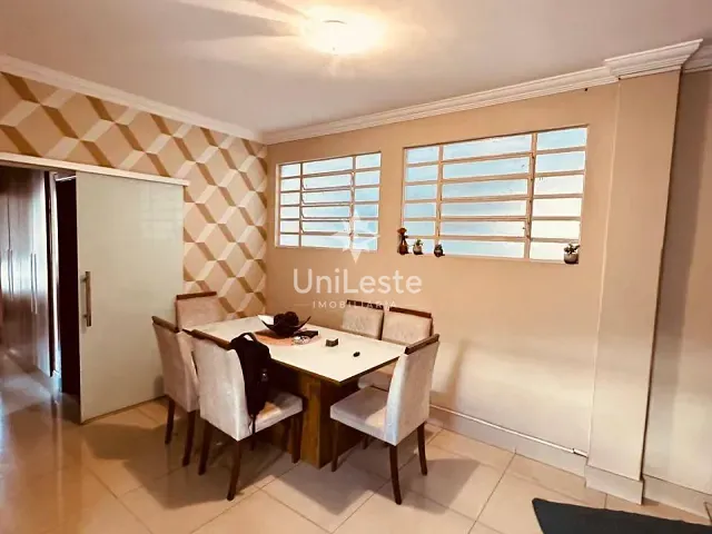 Apartamento 3 quartos e 3 banheiros, à venda, no bairro Sagrada Família em Belo Horizonte