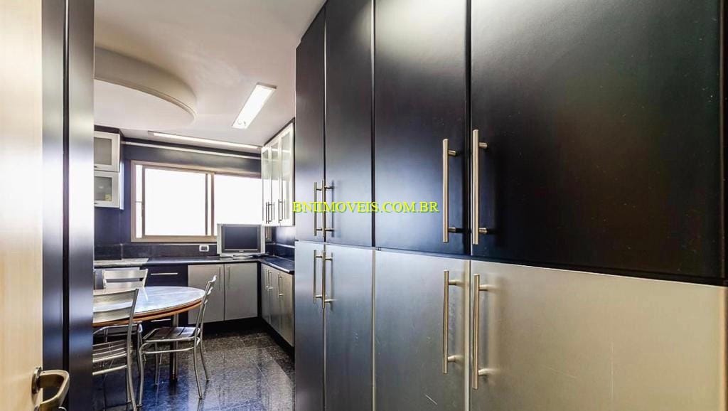 Apartamento, 4 quartos, 189 m² - Foto 10