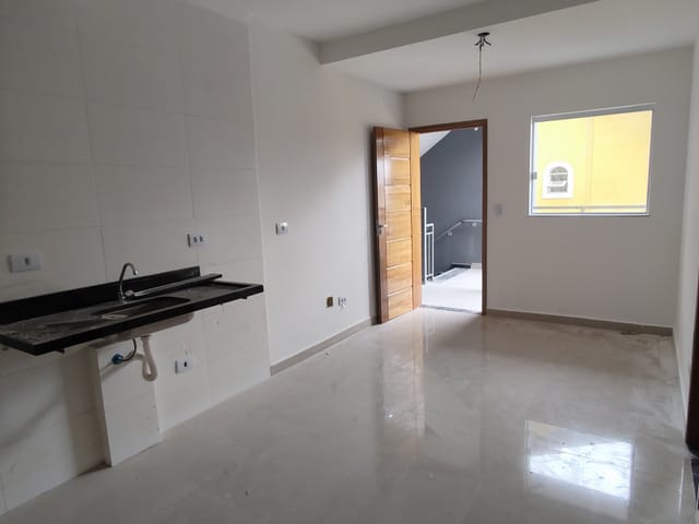 Apartamento 2 quartos e 1 banheiro, à venda, no bairro Vila Guilhermina em São Paulo