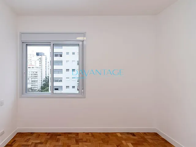 Apartamento com 230m² 3 quartos e 3 banheiros, à venda, no bairro Higienópolis em São Paulo