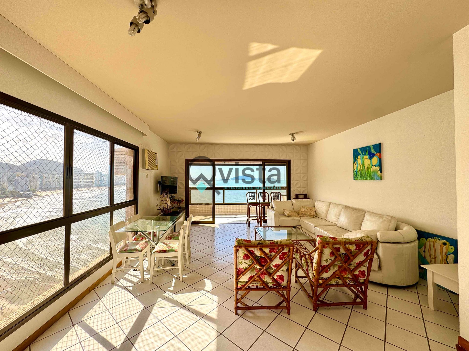Apartamento à venda com 3 quartos, 170m² - Foto 2