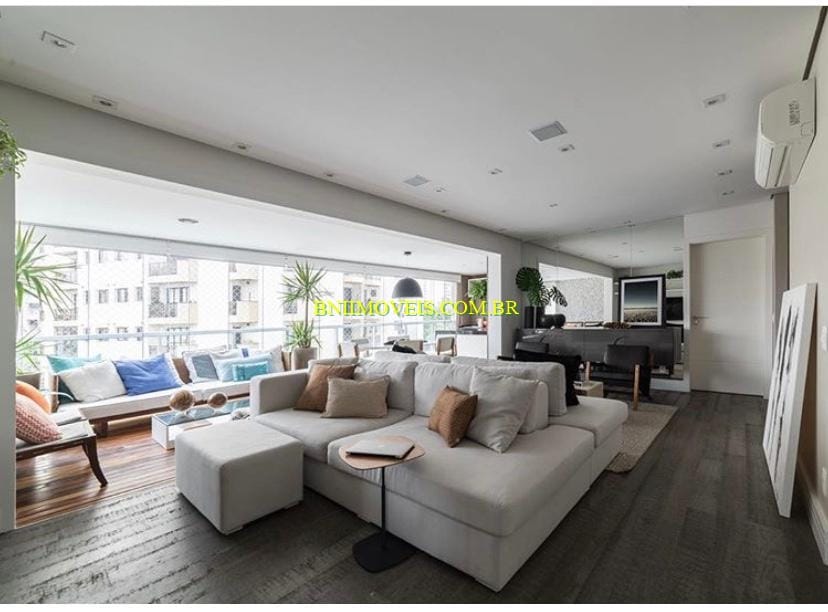 Apartamento, 3 quartos, 136 m² - Foto 1
