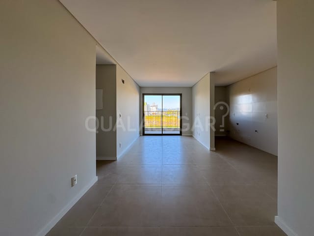 Apartamento 3 quartos e 2 banheiros, à venda ou para alugar, no bairro Recife em Tubarão