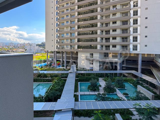 Apartamento 3 quartos e 2 banheiros, à venda ou para alugar, no bairro Recife em Tubarão