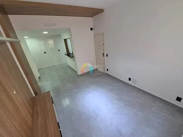 Apartamento com 55m² 1 quarto e 1 banheiro, à venda, no bairro Urca em Rio de Janeiro