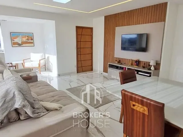 Apartamento 3 quartos e 2 banheiros, à venda, no bairro Praia do Canto em Vitória