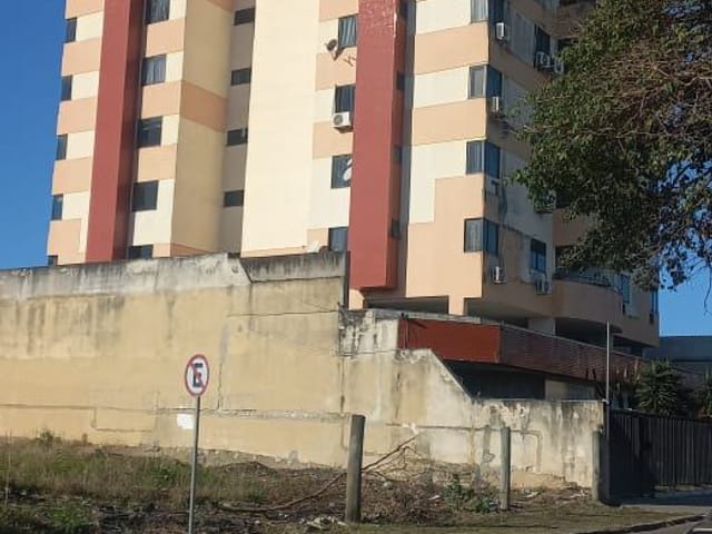 Apartamento 3 quartos e 2 banheiros, à venda, no bairro Parque Caju em Campos dos Goytacazes