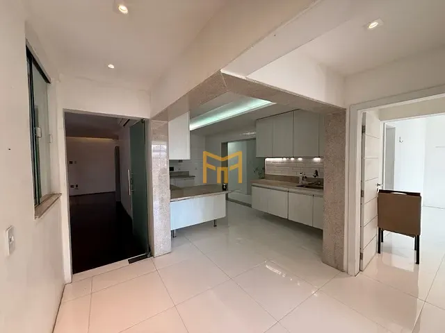 Apartamento 3 quartos e 3 banheiros, à venda, no bairro Reduto em Belém
