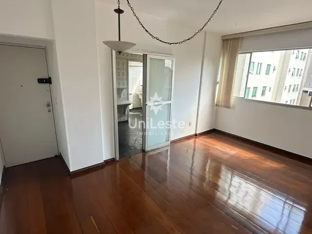 Apartamento 2 quartos e 2 banheiros, à venda, no bairro Savassi em Belo Horizonte