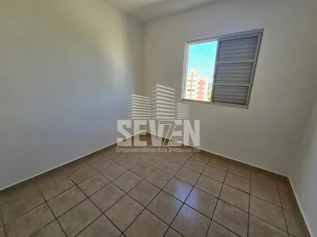 Apartamento com 70m² 3 quartos e 1 banheiro, à venda, no bairro Jardim Auri Verde em Bauru