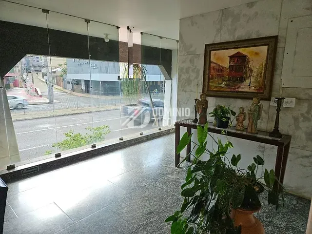 Apartamento com 500m² 5 quartos e 5 banheiros, à venda, no bairro Centro em Uberaba