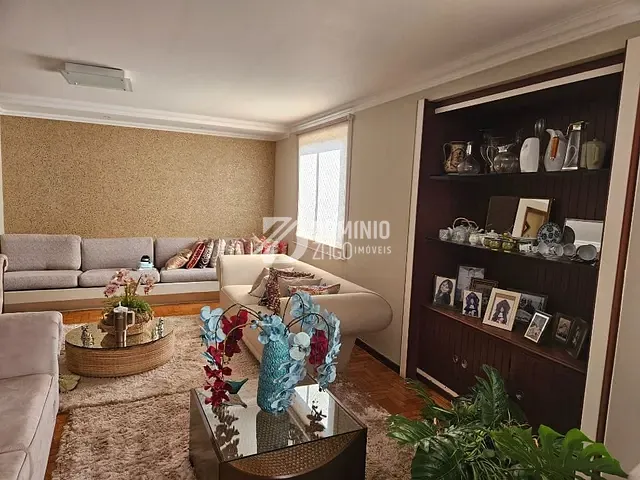 Apartamento com 500m² 5 quartos e 5 banheiros, à venda, no bairro Centro em Uberaba