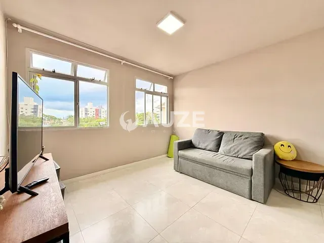 Apartamento 3 quartos e 1 banheiro, à venda, no bairro Portão em Curitiba