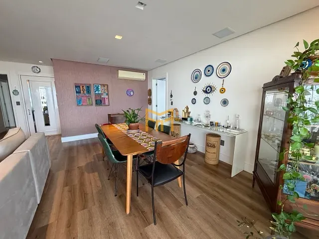 Apartamento 3 quartos e 5 banheiros, à venda, no bairro Umarizal em Belém