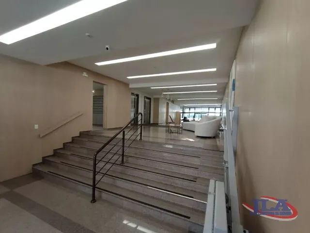 Apartamento 3 quartos e 4 banheiros, à venda, no bairro Água Verde em Curitiba