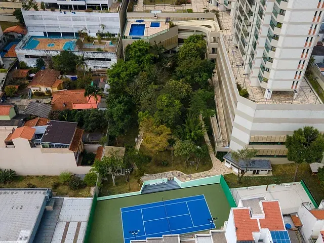 Apartamento com 600m² 4 quartos e 3 banheiros, à venda, no bairro Vila Bastos em Santo André