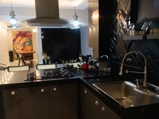 Apartamento com 96m² 2 quartos e 3 banheiros, à venda, no bairro Vila Valqueire em Rio de Janeiro