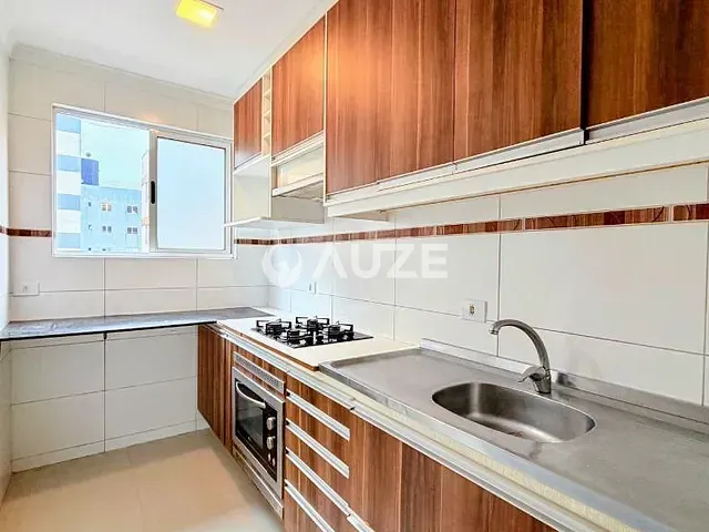 Apartamento com 69m² 3 quartos e 2 banheiros, à venda, no bairro Água Verde em Curitiba