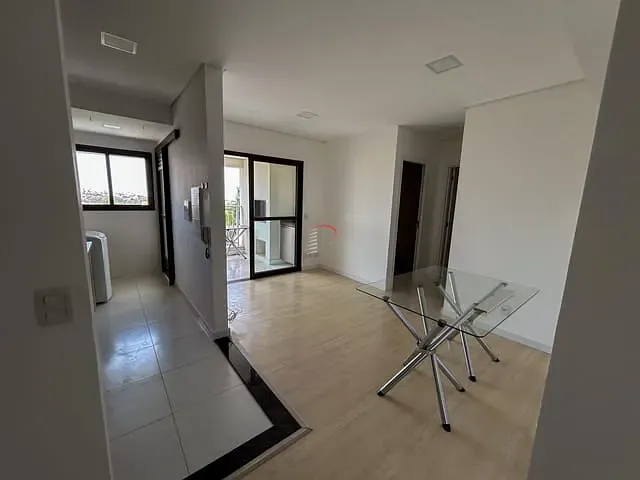 Apartamento com 90m² 1 quarto e 2 banheiros, à venda, no bairro Parque Jamaica em Londrina