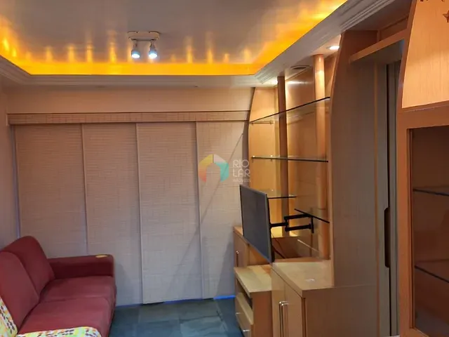 Apartamento com 86m² 2 quartos e 2 banheiros, à venda, no bairro Copacabana em Rio de Janeiro