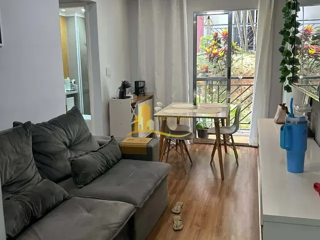 Apartamento 2 quartos e 1 banheiro, à venda, no bairro Vila Carmosina em São Paulo