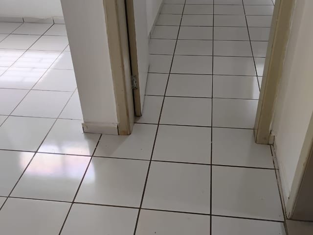 Apartamento 2 quartos e 1 banheiro, à venda, no bairro Nova Olinda em Londrina