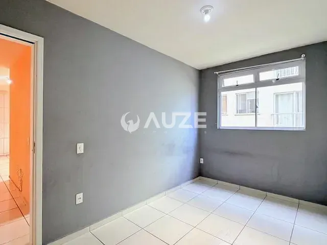 Apartamento com 50m² 2 quartos e 1 banheiro, à venda, no bairro Capela Velha em Araucária