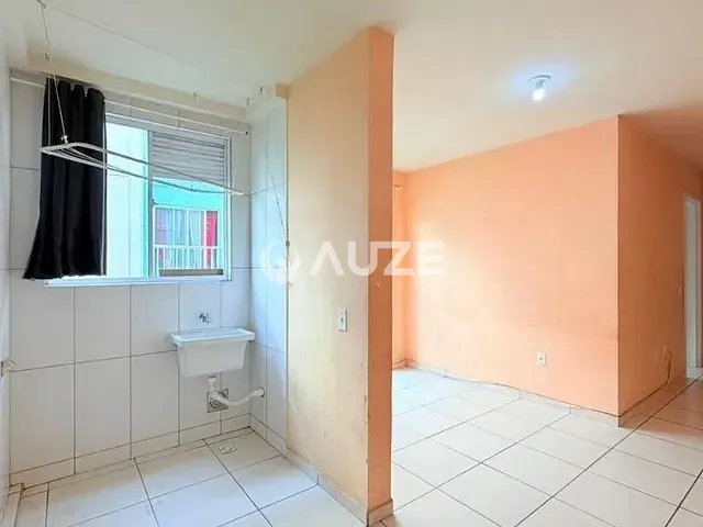 Apartamento com 50m² 2 quartos e 1 banheiro, à venda, no bairro Capela Velha em Araucária