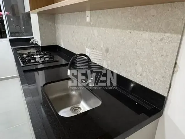 Apartamento com 50m², à venda, no bairro Parque Água Comprida em Bauru