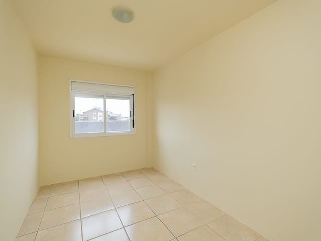 Apartamento 1 quarto e 1 banheiro, para alugar, no bairro Centro em Pelotas