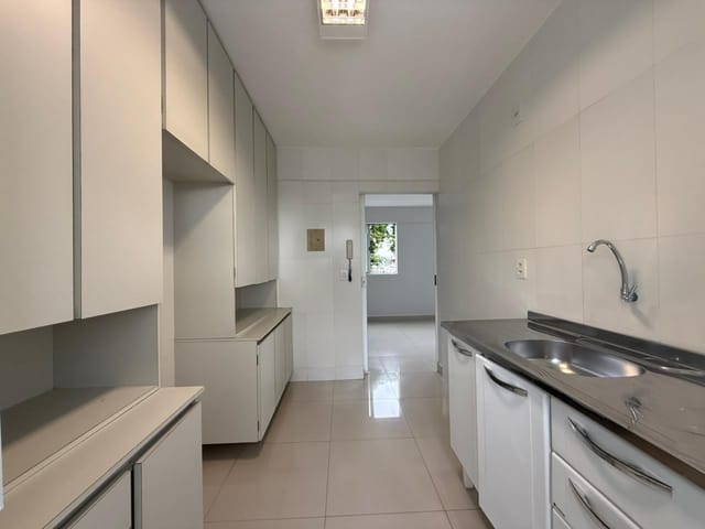 Apartamento com 73m² 3 quartos e 2 banheiros, à venda, no bairro Setor Aeroporto em Goiânia