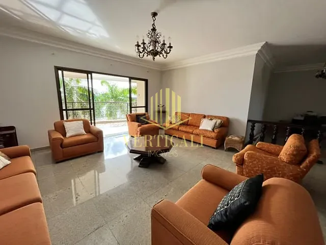 Apartamento com 240m² 4 quartos e 6 banheiros, à venda, no bairro Santa Rosa em Cuiabá