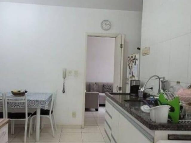 Apartamento 2 quartos e 1 banheiro, à venda, no bairro Tabaú em Pindamonhangaba