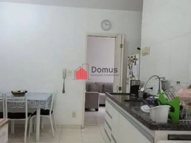 Apartamento 2 quartos e 1 banheiro, à venda, no bairro Tabaú em Pindamonhangaba