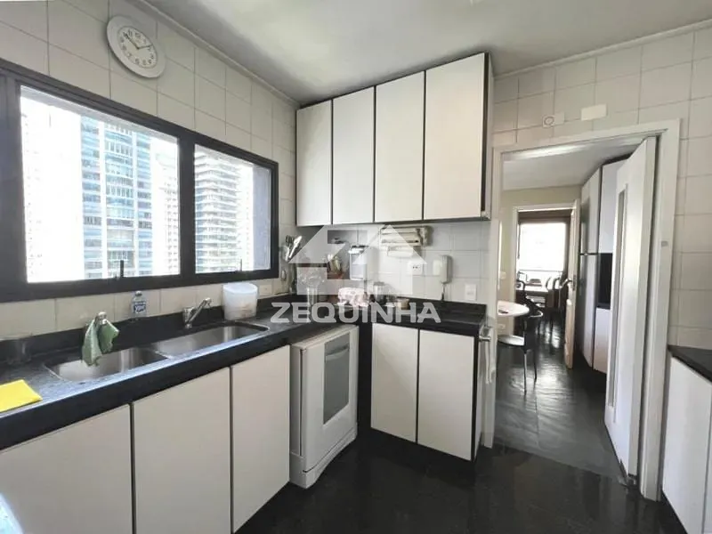 Apartamento, 3 quartos, 220 m² - Foto 9