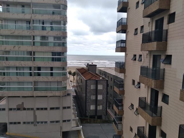 Apartamento 3 quartos e 2 banheiros, à venda, no bairro Aviação em Praia Grande