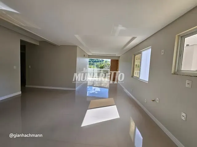 Apartamento com 127m² 3 quartos e 2 banheiros, à venda, no bairro Centro em Piratuba