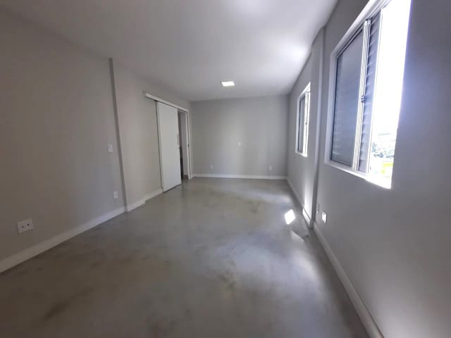 Foto do Apartamento - Edifício Inhambupe - Apartamento à venda 1 dormitório -  Centro, Londrina, PR | Premier Imóveis