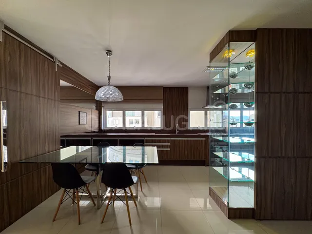 Apartamento 3 quartos e 2 banheiros, à venda ou para alugar, no bairro Vila Moema em Tubarão