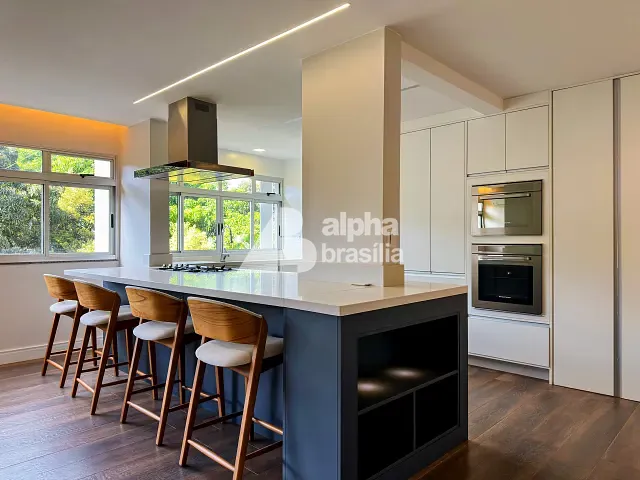 Apartamento 3 quartos e 2 banheiros, à venda, no bairro Asa Sul em Brasília