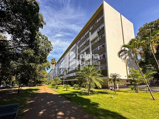 Apartamento 3 quartos e 2 banheiros, à venda, no bairro Asa Sul em Brasília